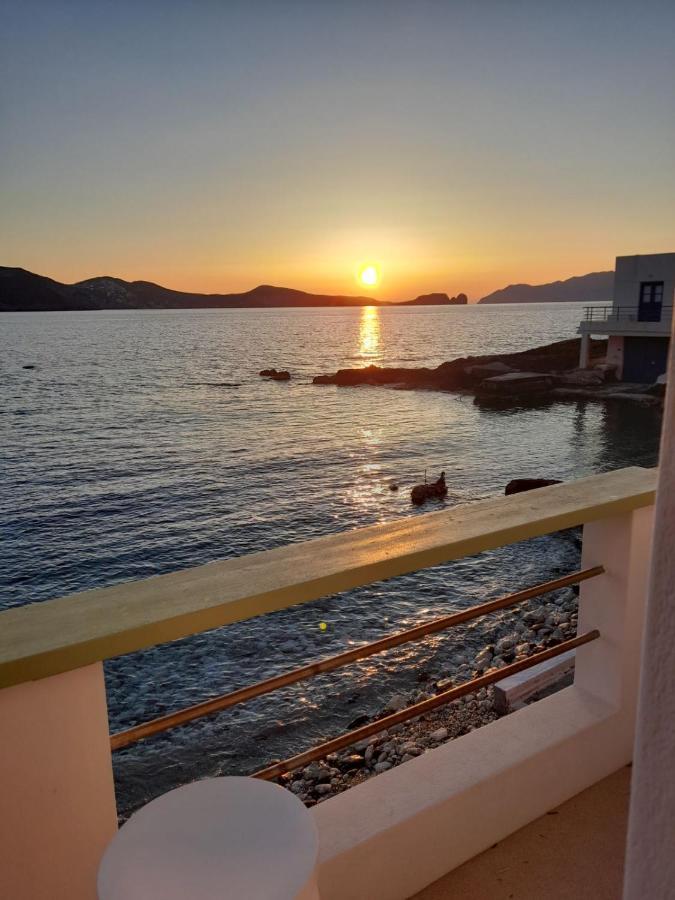 Milos By The Sea - Eco House Plaka  Buitenkant foto