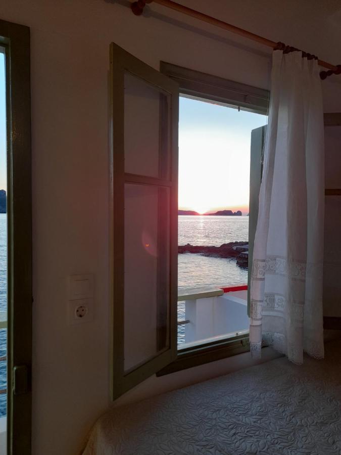 Milos By The Sea - Eco House Plaka  Buitenkant foto