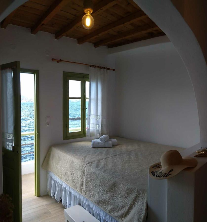 Milos By The Sea - Eco House Plaka  Buitenkant foto